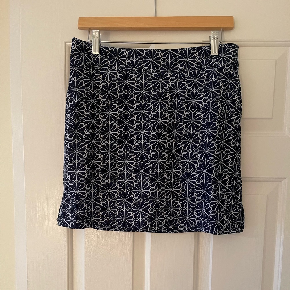 NWOT Izod Skort with Pockets